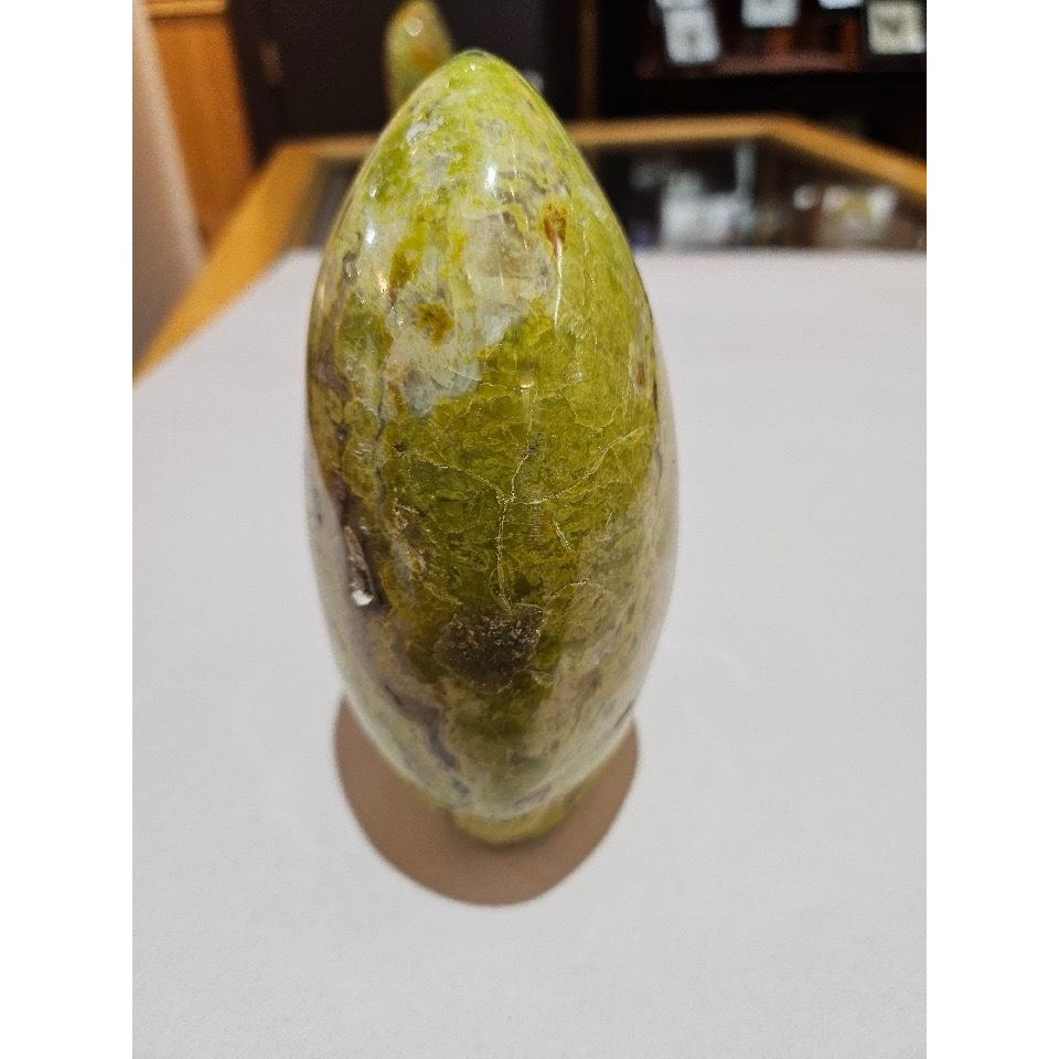 Green Opal Stand up, Madagascar, awesome color Prehistoric Online