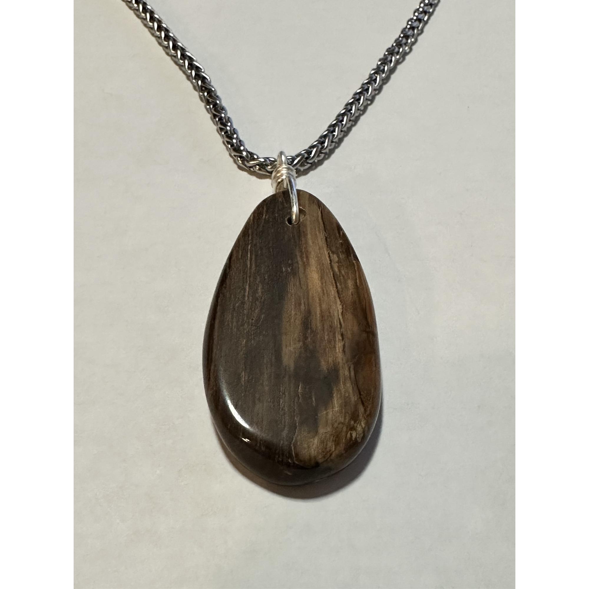 Petrified wood pendant, Oregon, 2 inches long Prehistoric Online