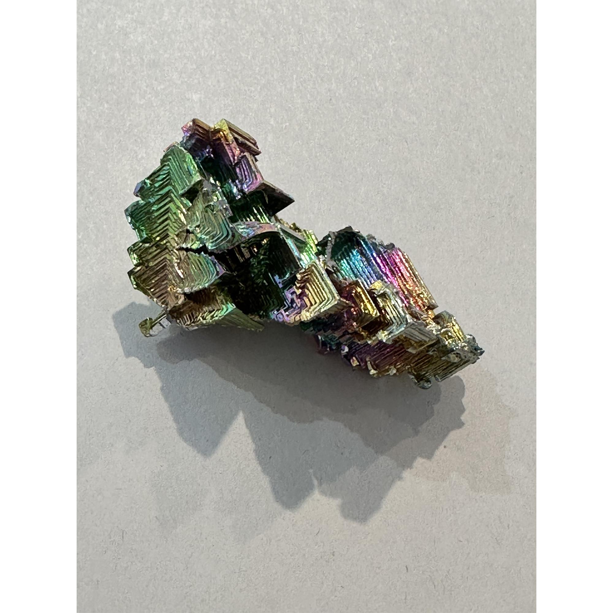 Bismuth, Natural element on periodic table, Vivid Color Prehistoric Online