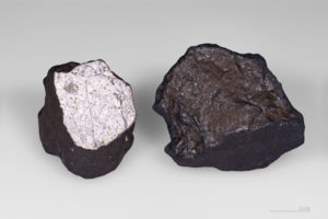 2 Cheljabinsk meteorite fragment20150611 20936 177o5cr 960x