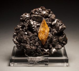 Calcite on Sphalerite, Tennessee Prehistoric Online