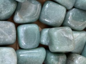 Aventurine Quartz  Nugget- The Empathy stone Prehistoric Online